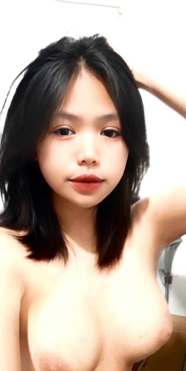 Nữ trưởng phòng cô đơn lồn khít bót cặc